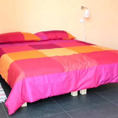 Apartment Cosy Studio In The Heart Of 30 M² With Parking Included Nicolosi