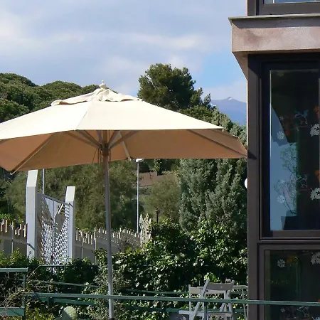 Cosy Studio In The Heart Of 30 M² With Parking Included Apartment Nicolosi